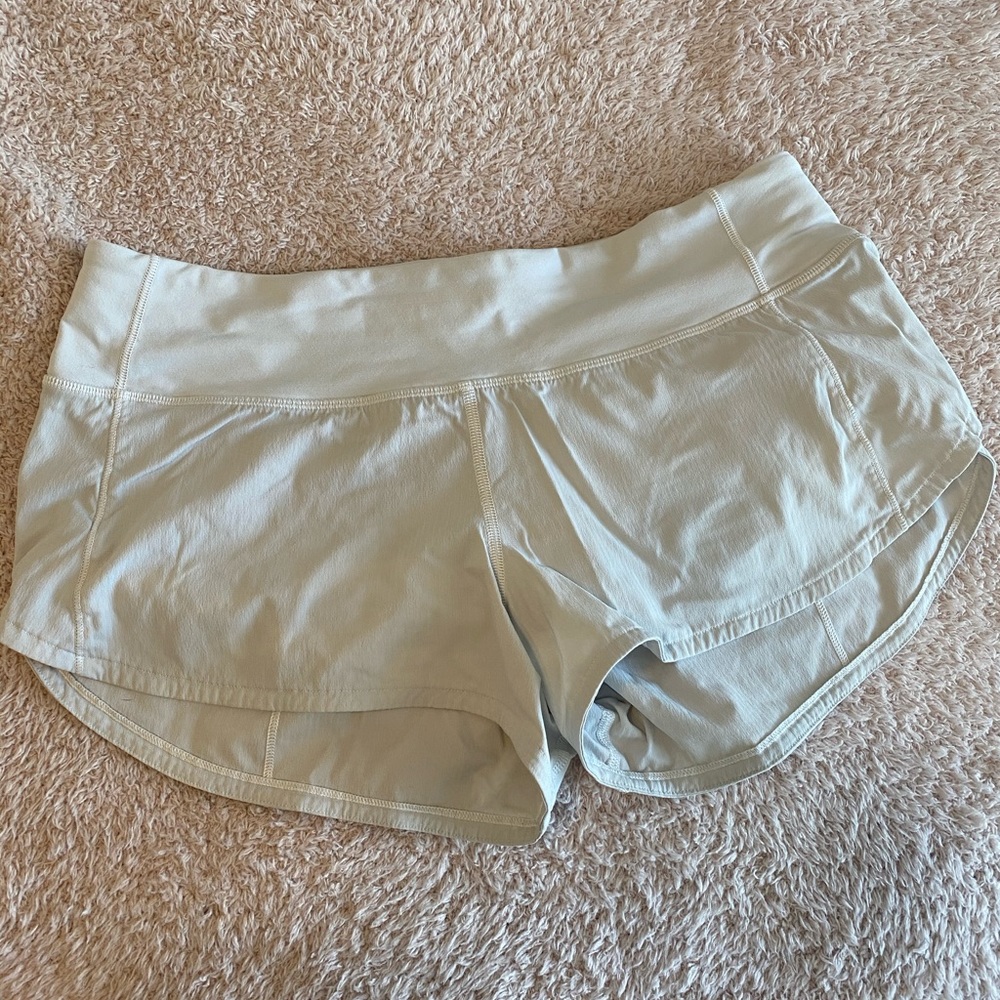 Lululemon Speed Up short 2.5”